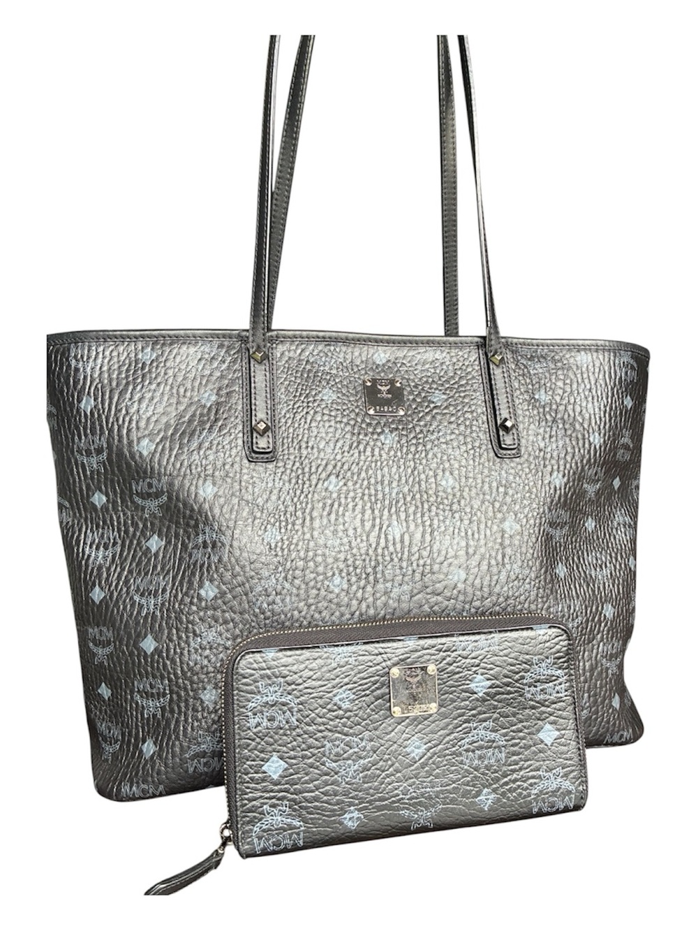 MCM Black Monogram Pebbled Leather Tote with Matching Wallet - Picture 2 of 14